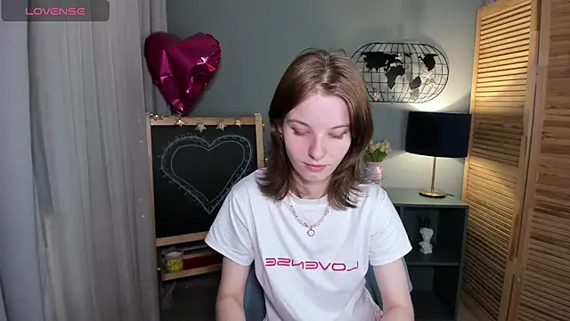 Madelaineses online show from September 2025 08:49:01 AM