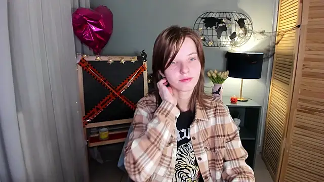 Madelaineses online show from October 2025 09:21:02 AM