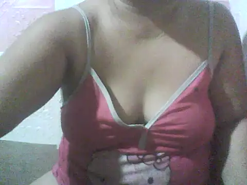 Snapshot of Azrielxx05 chatting on April 2026 01:27:02 PM Azrielxx05 online show from April 2026 01:27:02 PM