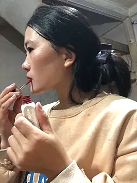 Maymay97 online show from November 2025 11:43:01 AM