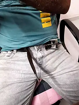 biggolu007 online show from May 2026 10:01:01 AM