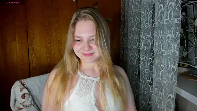 AlinaMors online show from December 2025 10:06:02 PM