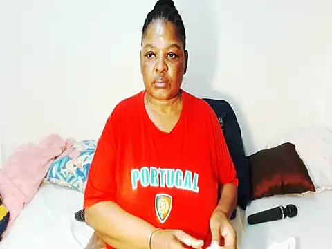 Love-Racheal75 online show from May 2026 06:13:02 PM