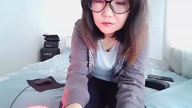 sakuradelreina online show from October 2025 04:00:02 AM