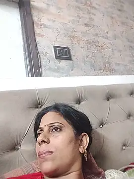 Soniya Roy online show from June 2026 03:01:02 PM