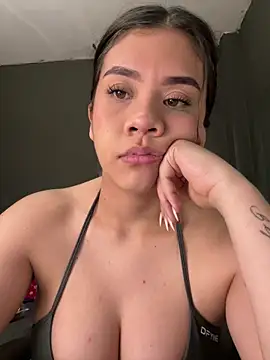 Snapshot of alhaana_ chatting on May 2026 10:59:01 PM alhaana online show from May 2026 10:59:01 PM