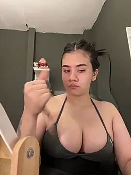 Snapshot of alhaana_ chatting on May 2026 11:00:01 PM alhaana online show from May 2026 11:00:01 PM