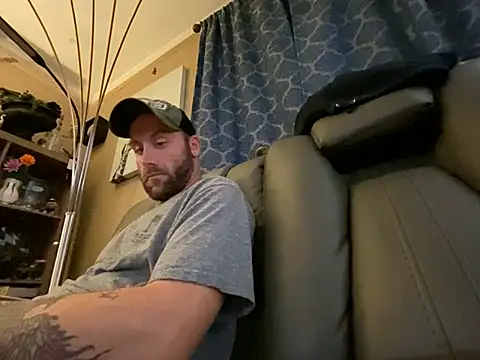 Luv2SuckBWC92 online show from July 2026 01:41:02 AM