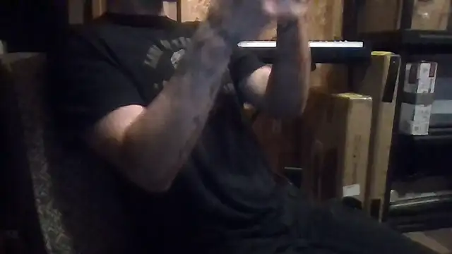Luv2SuckBWC92 online show from July 2026 07:05:01 PM