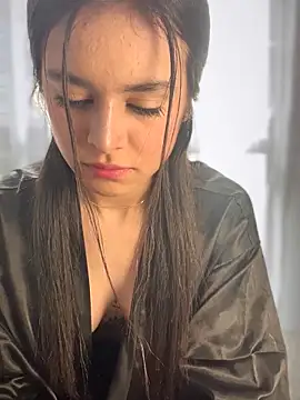 Snapshot of Sofi_Leal chatting on February 2026 12:20:02 PM Sofi Leal online show from February 2026 12:20:02 PM