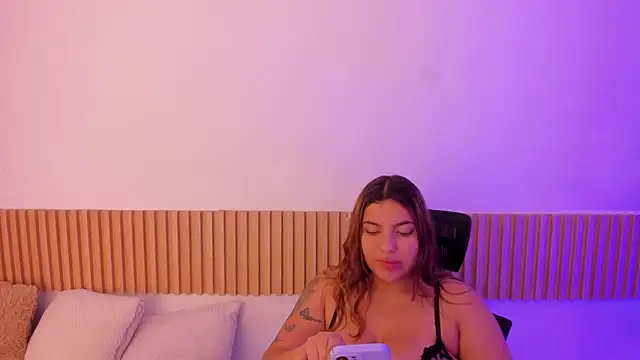 OliviaSweett online show from October 2025 07:23:02 PM