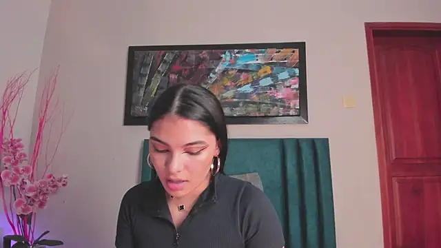 LunaAspen  online show from September 2025 06:09:01 PM