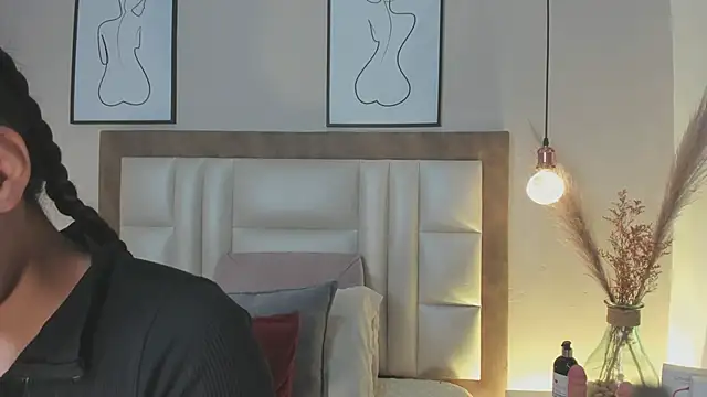 LunaAspen  online show from November 2025 05:46:02 PM