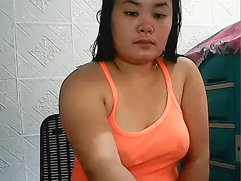 Snapshot of CreamyPussy4uxx chatting on May 2026 12:28:02 AM CreamyPussy4uxx online show from May 2026 12:28:02 AM