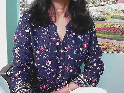 Snapshot of Lovely_bhabhi143 chatting on November 2025 05:39:01 AM Lovely bhabhi143 online show from November 2025 05:39:01 AM