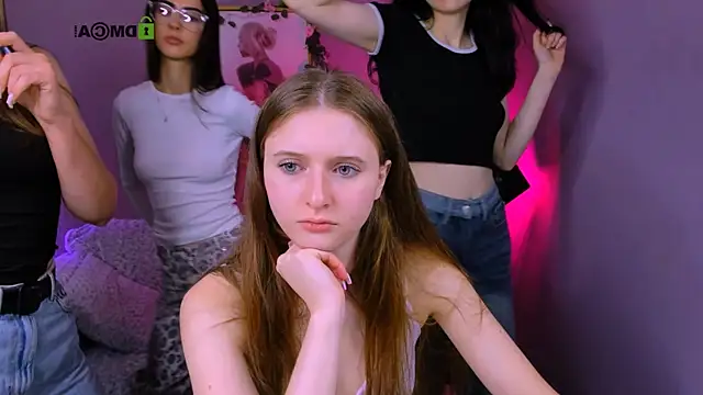 nekky mouse online show from October 2025 09:29:02 AM