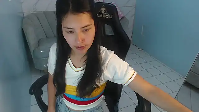 Snapshot of victoria_hernandez_t_ chatting on June 2026 01:01:02 PM victoria hernandez t online show from June 2026 01:01:02 PM