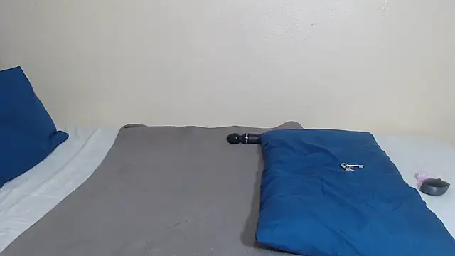 Snapshot of AfricanPopi chatting on May 2026 08:21:01 AM AfricanPopi online show from May 2026 08:21:01 AM
