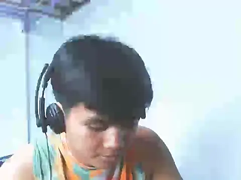 Snapshot of Alexx_143 chatting on September 2025 05:51:01 AM Alexx 143 online show from September 2025 05:51:01 AM