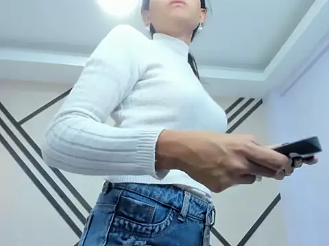 MadissonScotts online show from September 2025 11:22:02 AM