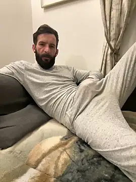 Michel huge online show from October 2025 06:04:02 AM