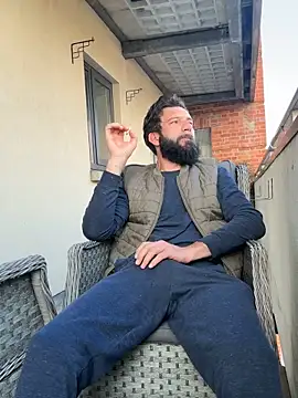 Michel huge online show from May 2026 05:38:01 AM
