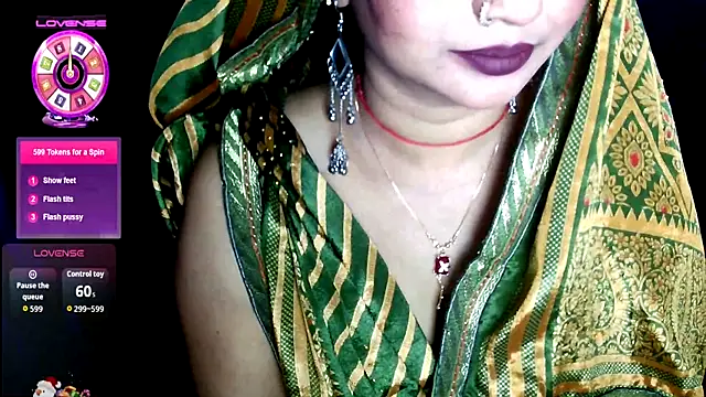 Snapshot of QUEEN_SAKHI- chatting on July 2026 04:53:02 PM QUEEN SAKHI- online show from July 2026 04:53:02 PM