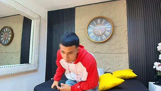 Marcus Jeron online show from May 2026 02:06:01 AM