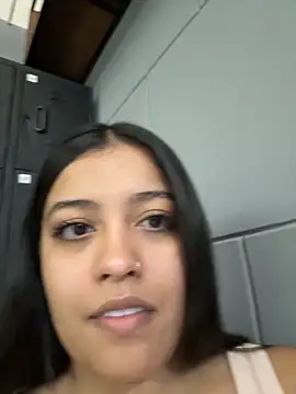 Camila Bustamante online show from October 2025 03:29:01 PM