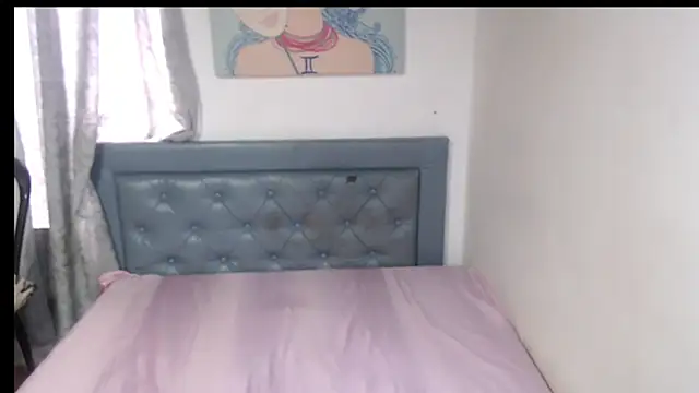 Snapshot of sarah_aguilar chatting on November 2025 06:51:01 PM sarah aguilar online show from November 2025 06:51:01 PM