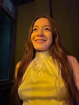 Ellie lowell online show from April 2026 02:38:02 AM