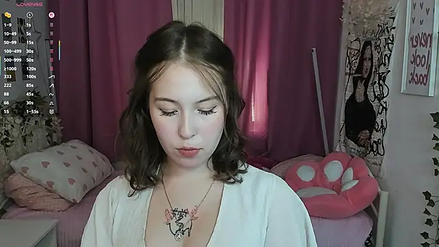 LanaRoselle online show from February 2026 09:57:02 PM