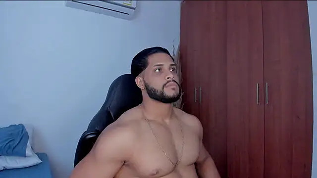 Pier Simons online show from April 2026 12:20:01 PM