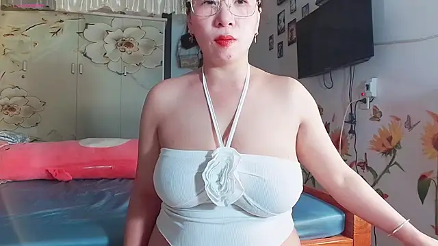 lyly asian online show from April 2026 05:14:01 PM