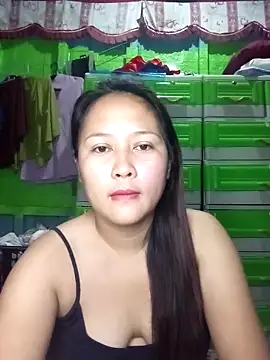 Snapshot of pretty_me092121 chatting on December 2025 04:46:02 PM pretty me092121 online show from December 2025 04:46:02 PM