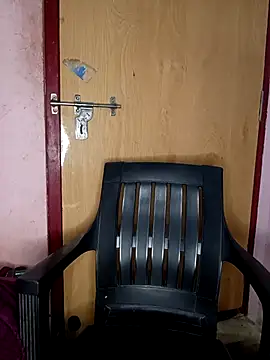 Snapshot of Jessi_25 chatting on November 2025 05:56:02 PM Jessi 25 online show from November 2025 05:56:02 PM