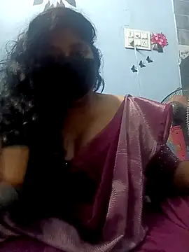 Snapshot of Jessi_25 chatting on December 2025 03:32:01 PM Jessi 25 online show from December 2025 03:32:01 PM