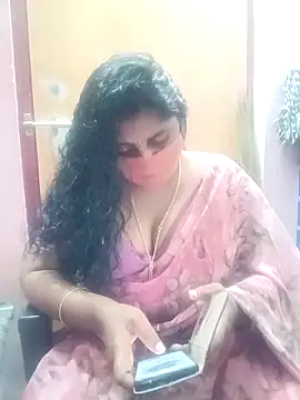 Snapshot of Jessi_25 chatting on December 2025 05:42:02 PM Jessi 25 online show from December 2025 05:42:02 PM