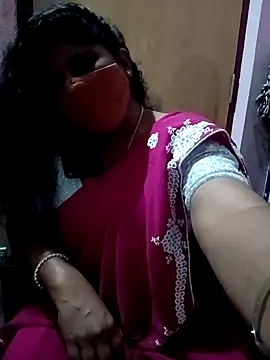 Snapshot of Jessi_25 chatting on December 2025 05:51:01 PM Jessi 25 online show from December 2025 05:51:01 PM