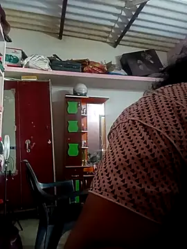 Jessi 25 online show from February 2026 09:17:01 AM