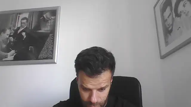 Snapshot of FROCETTO93 chatting on September 2025 02:21:01 PM FROCETTO93 online show from September 2025 02:21:01 PM