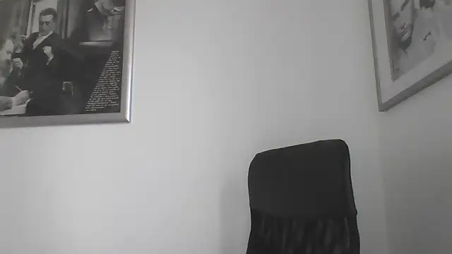 Snapshot of FROCETTO93 chatting on September 2025 06:18:01 AM FROCETTO93 online show from September 2025 06:18:01 AM