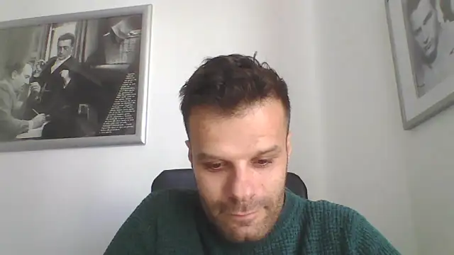 Snapshot of FROCETTO93 chatting on October 2025 12:28:02 PM FROCETTO93 online show from October 2025 12:28:02 PM