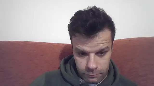 Snapshot of FROCETTO93 chatting on December 2025 04:14:02 PM FROCETTO93 online show from December 2025 04:14:02 PM