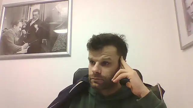 Snapshot of FROCETTO93 chatting on January 2026 09:23:02 AM FROCETTO93 online show from January 2026 09:23:02 AM