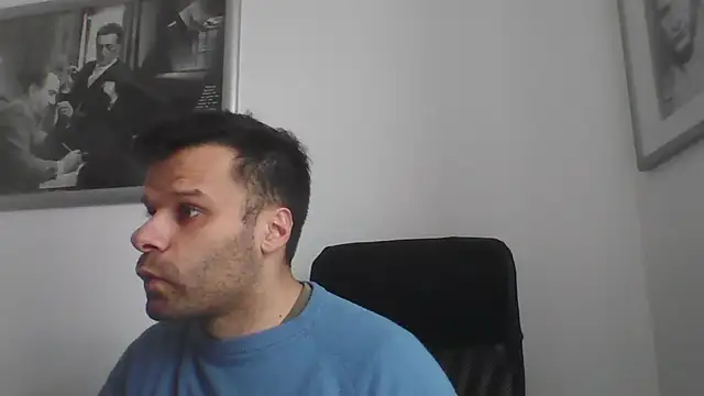 Snapshot of FROCETTO93 chatting on February 2026 12:43:02 PM FROCETTO93 online show from February 2026 12:43:02 PM