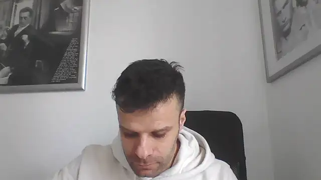 Snapshot of FROCETTO93 chatting on February 2026 12:34:01 PM FROCETTO93 online show from February 2026 12:34:01 PM