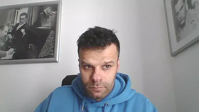 Snapshot of FROCETTO93 chatting on February 2026 12:45:02 PM FROCETTO93 online show from February 2026 12:45:02 PM