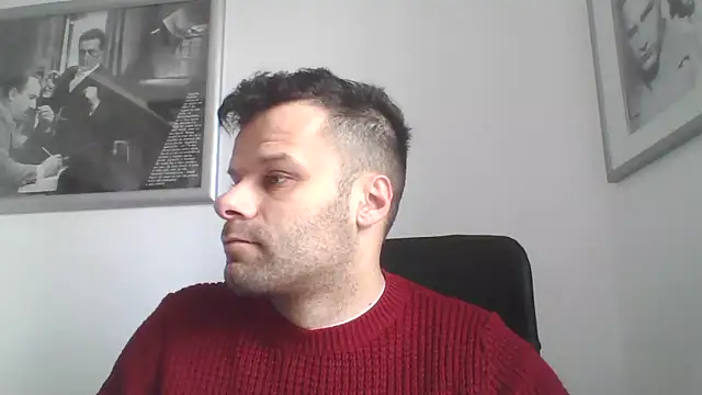 Snapshot of FROCETTO93 chatting on February 2026 07:59:01 AM FROCETTO93 online show from February 2026 07:59:01 AM