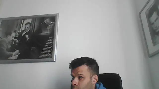 Snapshot of FROCETTO93 chatting on February 2026 01:30:02 PM FROCETTO93 online show from February 2026 01:30:02 PM